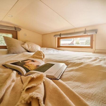 Tiny House Эребру Экстерьер фото